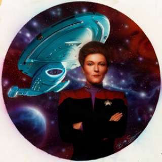 Keith Birdsong Star Trek: Power of Command "Captain Janeway and the USS Voyager" Collector Plate - | Heritage