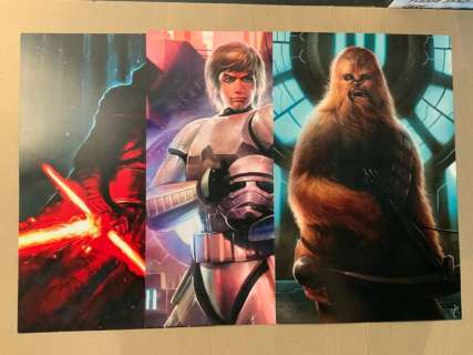 Various Artists | Star Wars Three High Quality Art Prints! - Chewbacca, Luke in Stormtrooper Armor, Kylo Ren - Page volante - EO - (2019) | Catawiki
