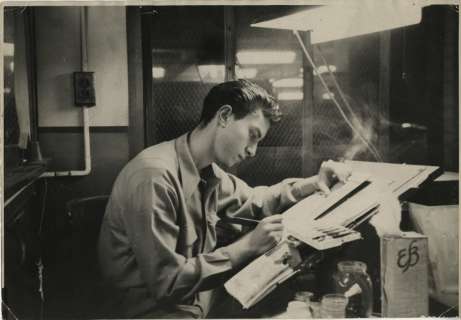 Martin Landau collection of early artwork, photographs, ephemera from his career as a cartoonist. | Profiles in History