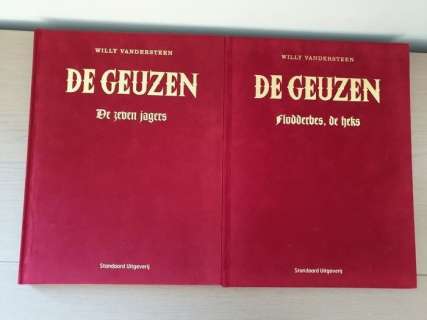 Willy Vandersteen / Eugeen Goossens | De Geuzen 1 + 3 - 2x met opdrachttekening door Eugeen Goossens - De zeven jagers + Flodderbes, de heks - Fluwelen hardcover - EO - (2006/2008) | Catawiki