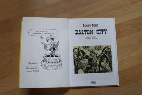Moriss / Manuel Tenret | Lucky Luke - Dalton City avec dessin Lucky Luke de Manuel Tenret - Cartonné - Réédition - (2016/2021) | Catawiki