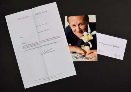 Uderzo, Albert | Astérix Superbe dédicace de grand format sur papier Ã  dessin de fort grammage,… | Cornette de St Cyr