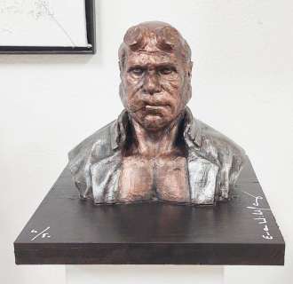 Emma Wildfang | Emma Wildfang - Hellboy 4/50 - bronze edition - (2023) | Catawiki