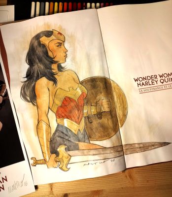 Miki Montlló - Wonder Woman with Shield sketch in WONDER WOMAN & HARLEY QUINN: Le Souffrance et le Don